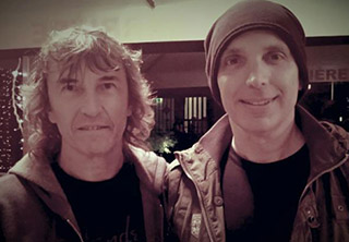 Dider Deboffe avec Joe Satriani à Toulouse en 2015